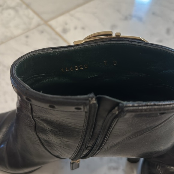 Gucci Ankle Booties size 7B good condition. - Picture 6 of 6